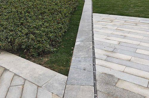 缝隙式线性排水沟